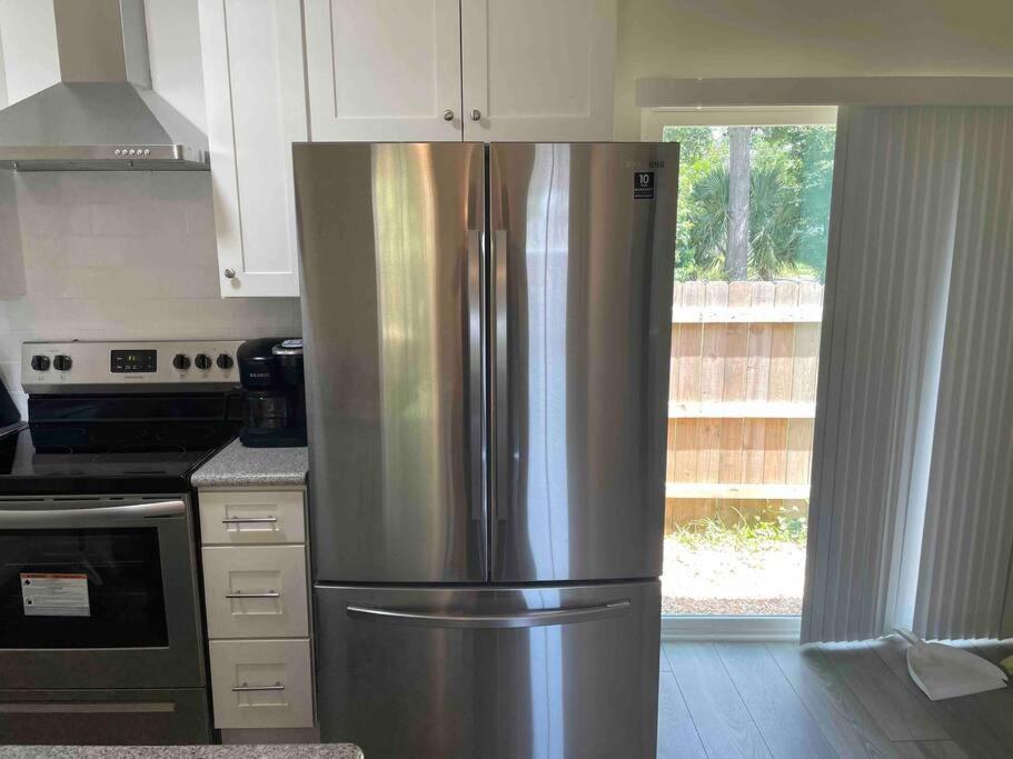 Charming 1 Bedroom Cottage Close To Dtown Nas Bchs ペンサコーラ エクステリア 写真